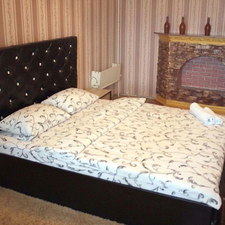 בילה צרקווה Apartment On Fastivs'Ka 2 מראה חיצוני תמונה